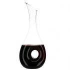 Liguria decanter gevuld met wijn