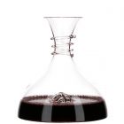 Decanter toscane vooraanzicht met rode wijn er in